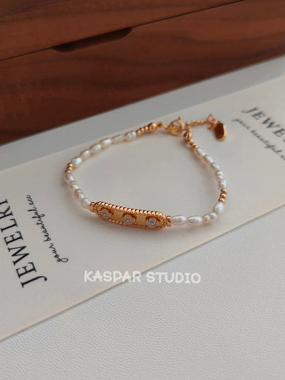 Minimalist Pearl Bracelets