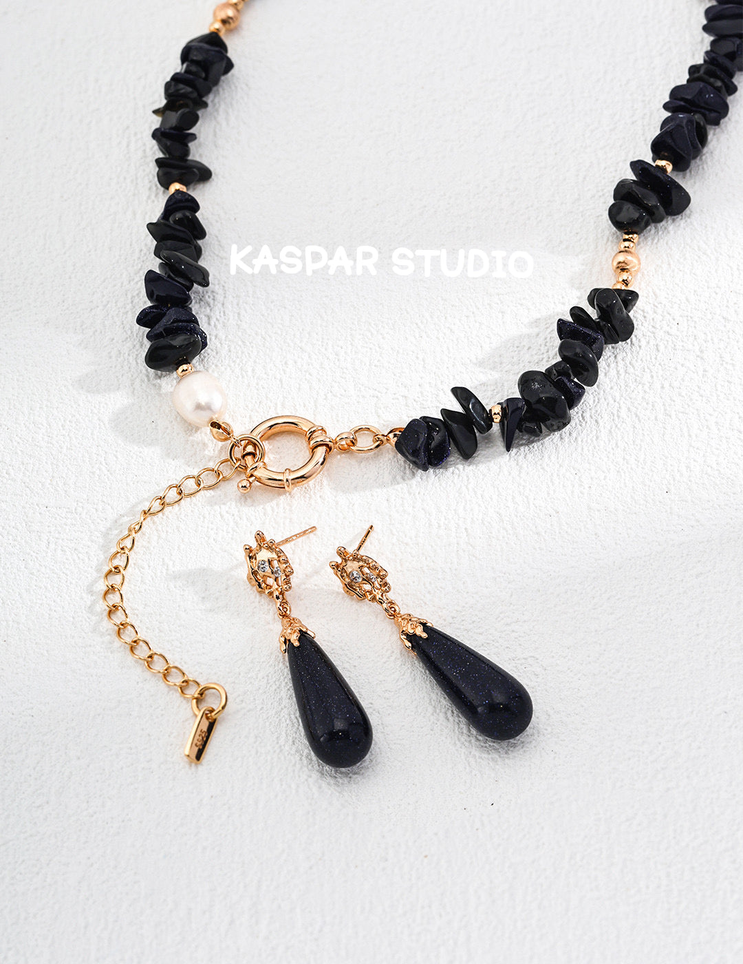 Irregular Black Necklace