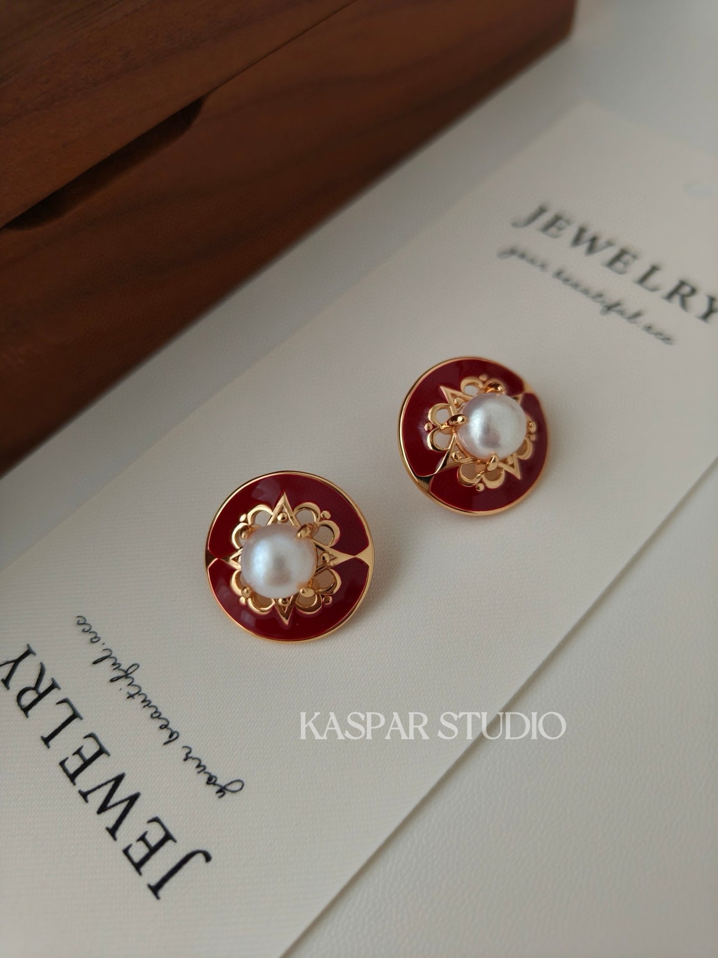 Christmas Round red Earrings