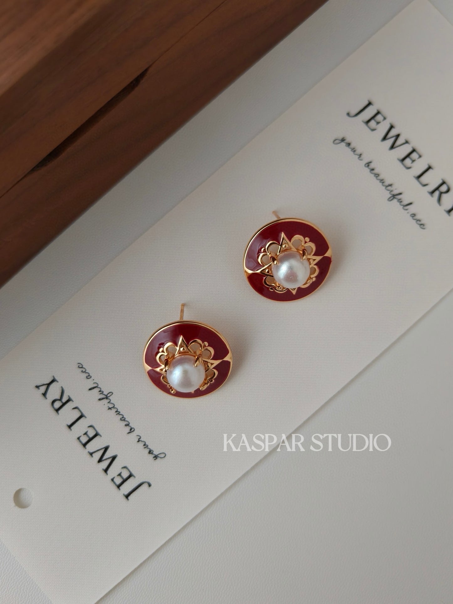 Christmas Round red Earrings