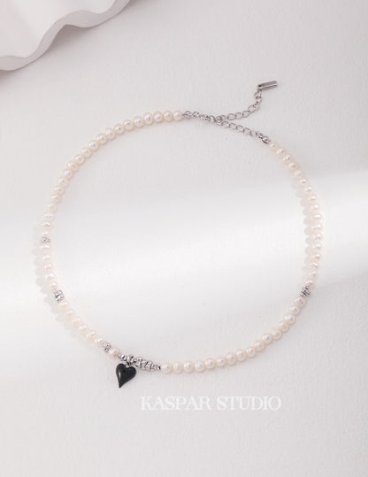 Heart-shaped Pearl necklace