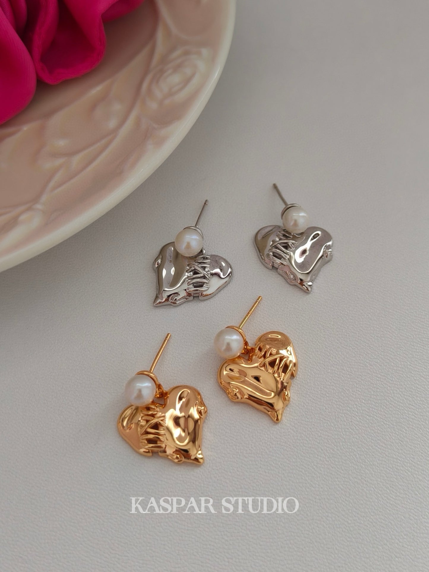 Silver Heart-shaped Ear studs