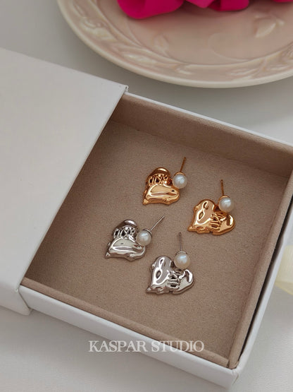 Silver Heart-shaped Ear studs