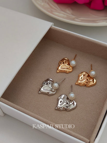 Silver Heart-shaped Ear studs