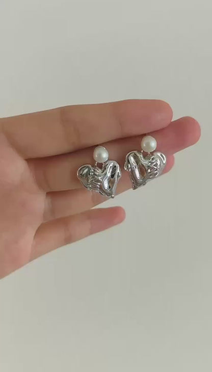 Silver Heart-shaped Ear studs